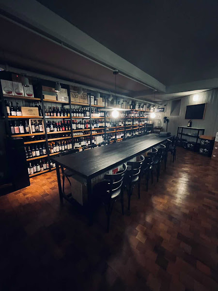 Vinos de Culto Bistró - Wine Bar